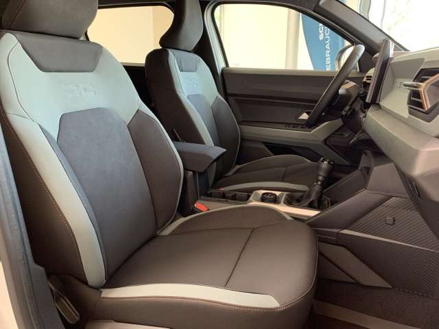 Fahrzeugbild eines Dacia Duster
