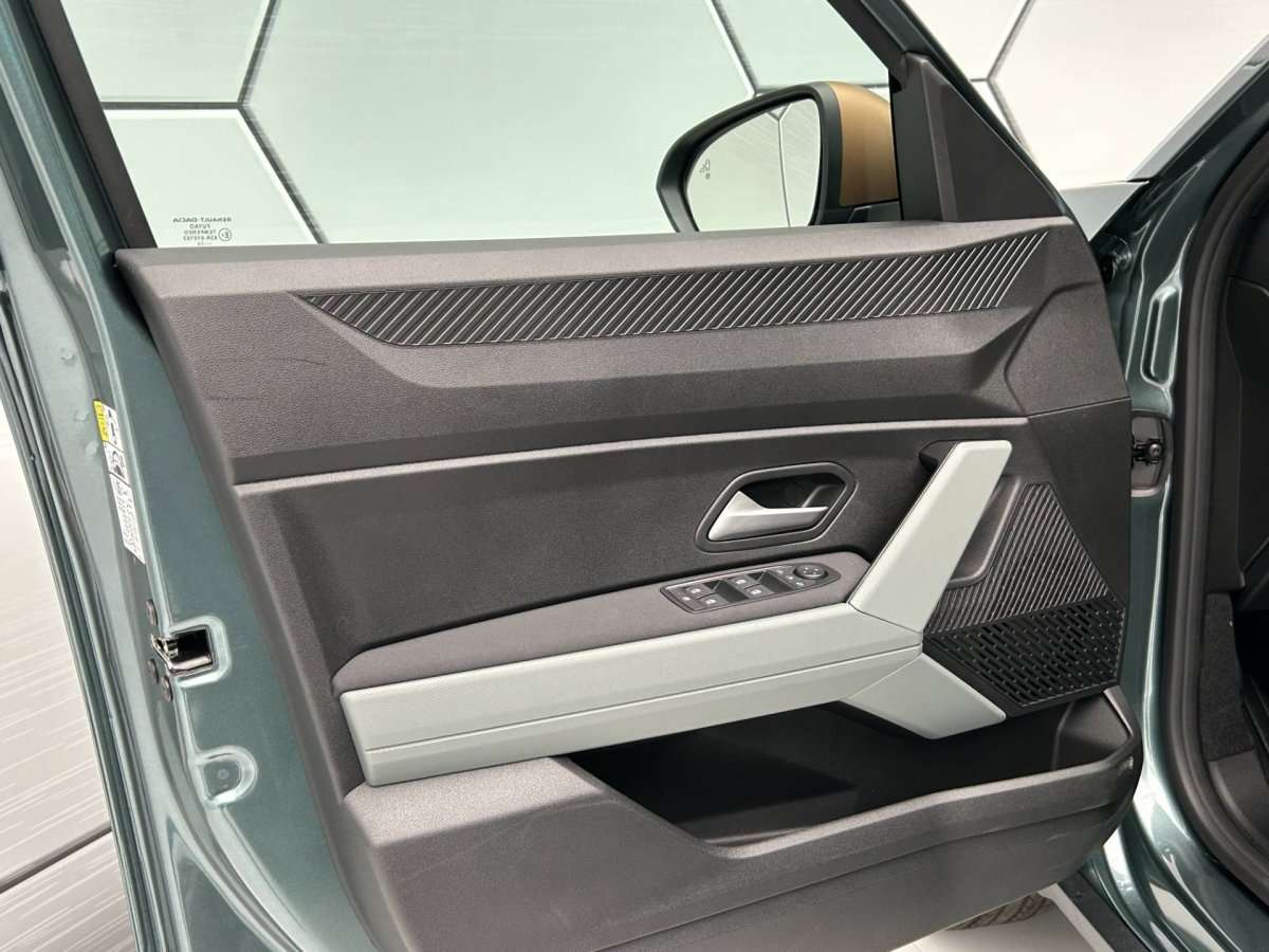 Fahrzeugbild eines Dacia Duster