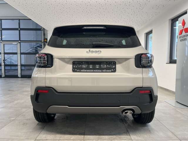 Fahrzeugbild eines Jeep Avenger