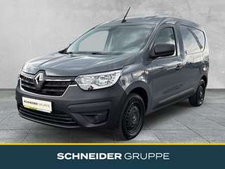 Schräge Frontansicht auf einen Renault Express , freigestellt
