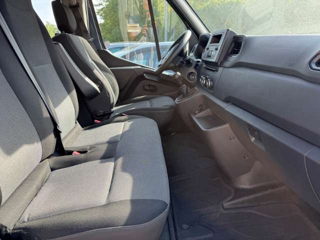 Fahrzeugbild eines Renault Master
