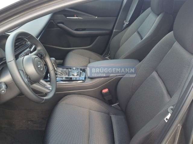 Fahrzeugbild eines Mazda CX-30