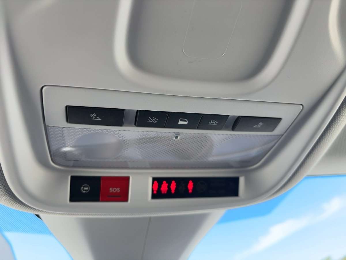 Fahrzeugbild eines Opel Grandland X