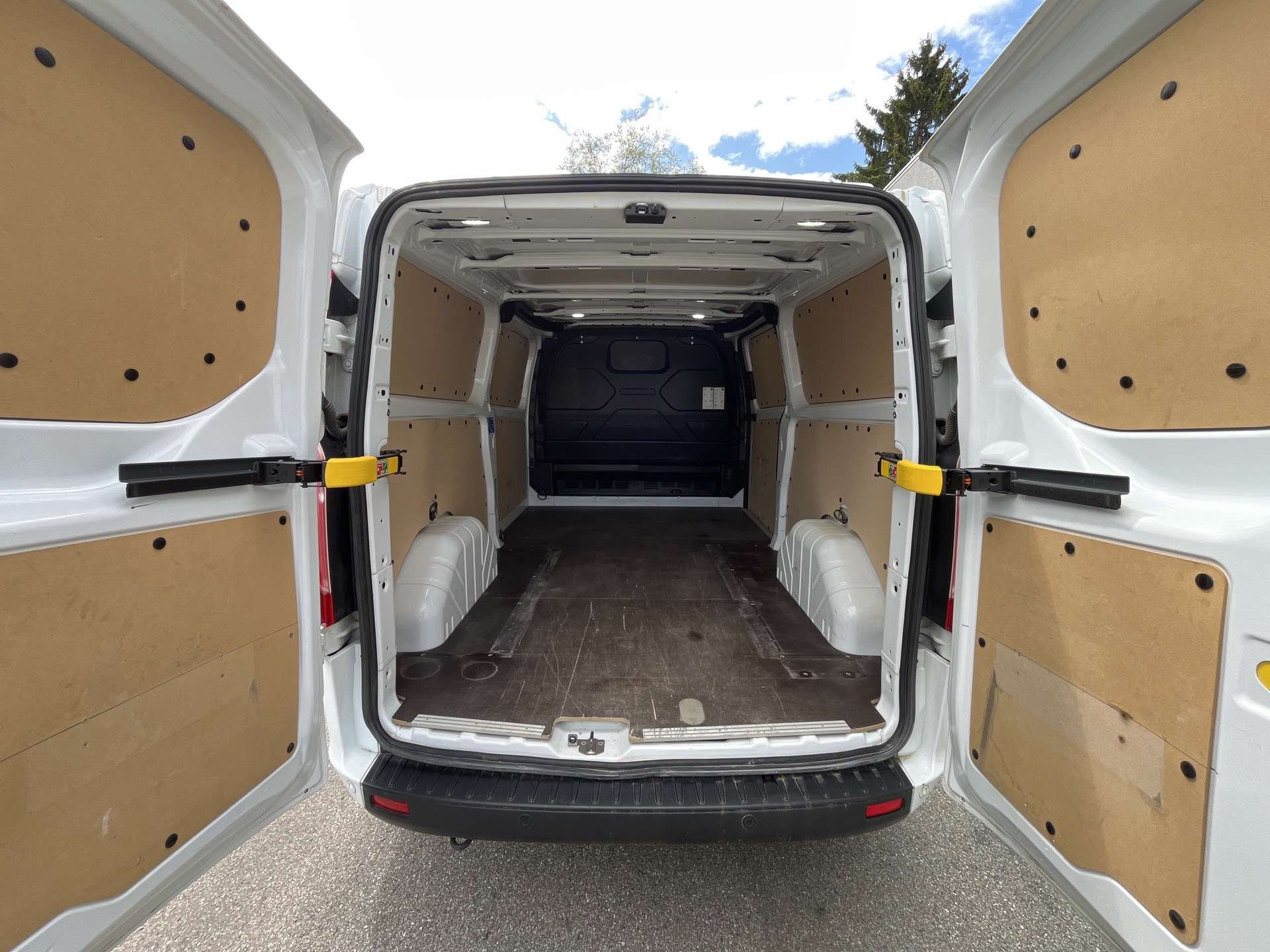 Fahrzeugbild eines Ford Transit Custom