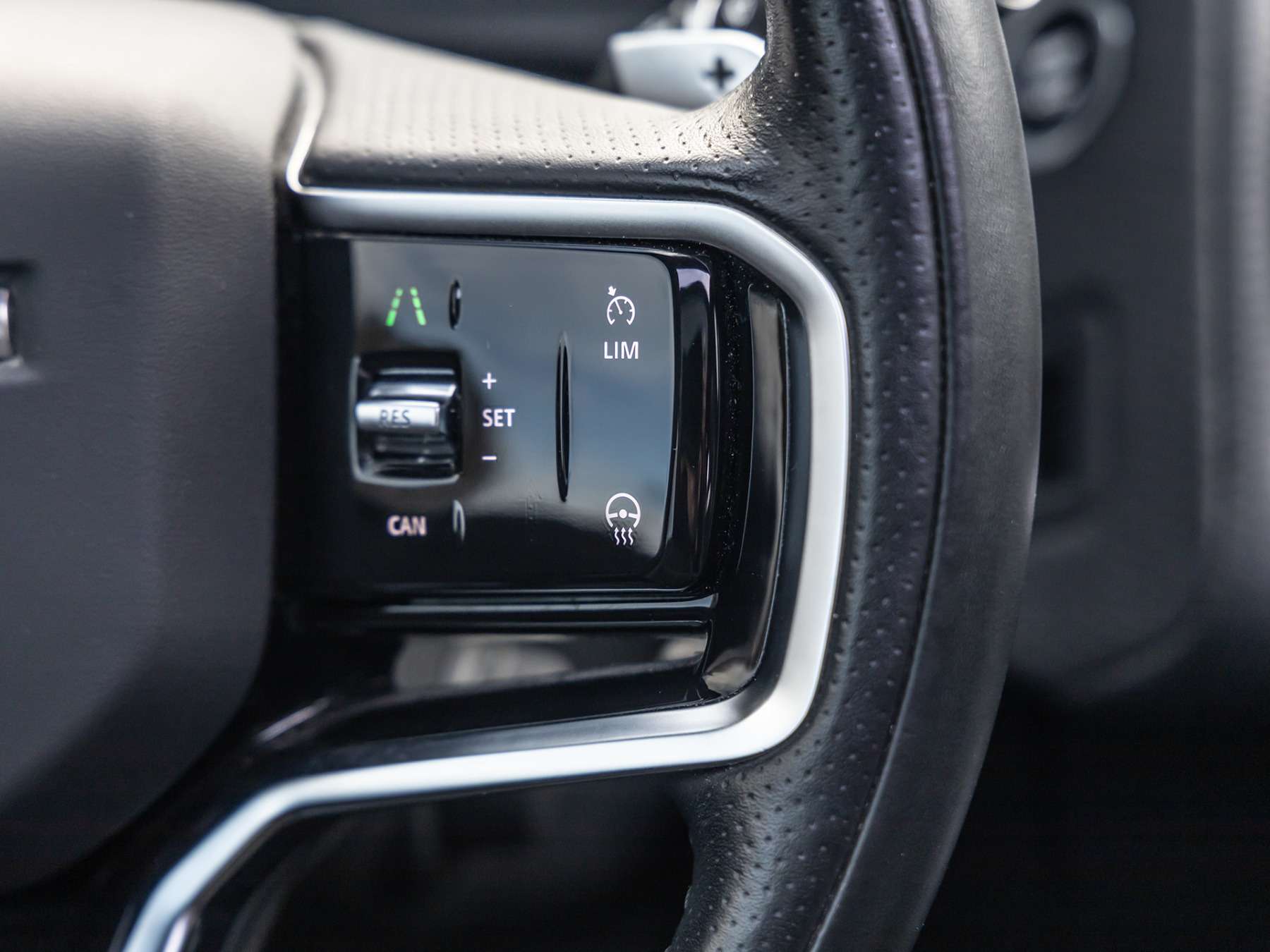 Fahrzeugbild eines Land Rover Range Rover Velar