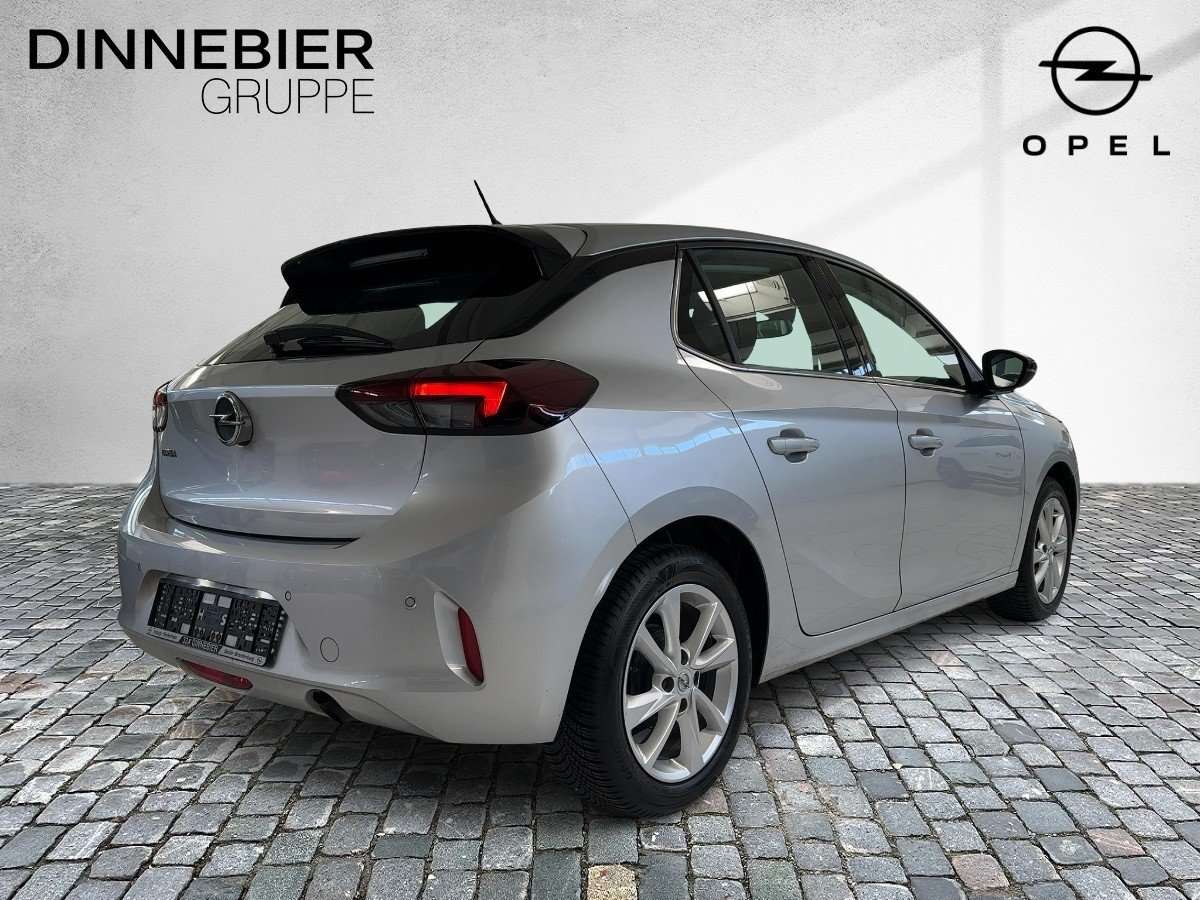 Fahrzeugbild eines Opel Corsa