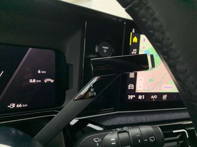 Fahrzeugbild eines Renault 5 E-TECH