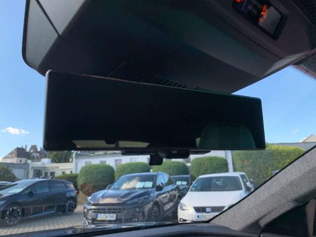 Fahrzeugbild eines Renault Scénic