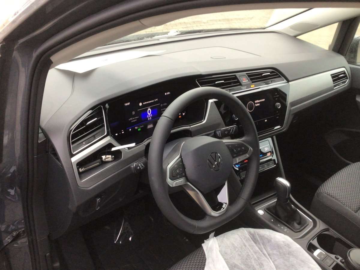 Fahrzeugbild eines Volkswagen Touran