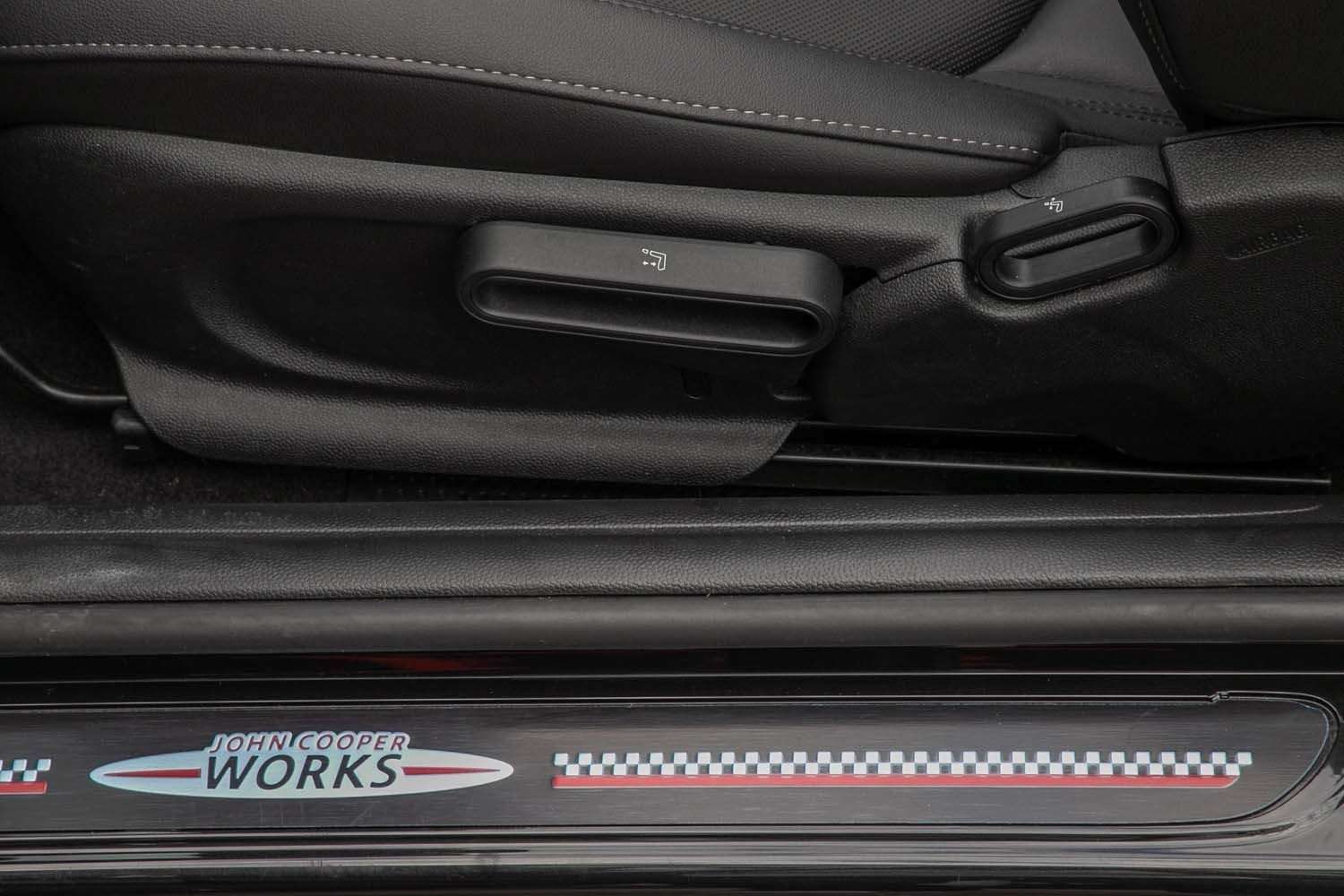 Fahrzeugbild eines MINI MINI