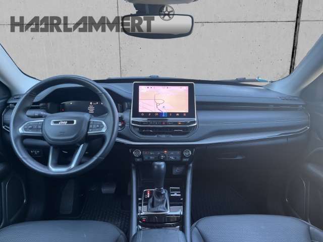 Fahrzeugbild eines Jeep Compass