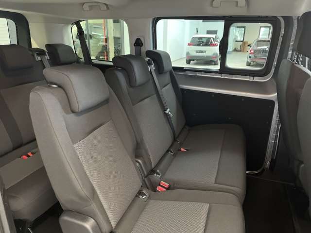 Fahrzeugbild eines Opel Vivaro