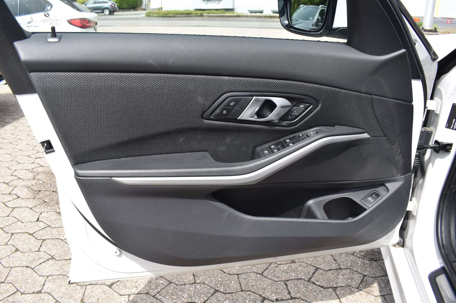 Fahrzeugbild eines BMW 3er-Reihe