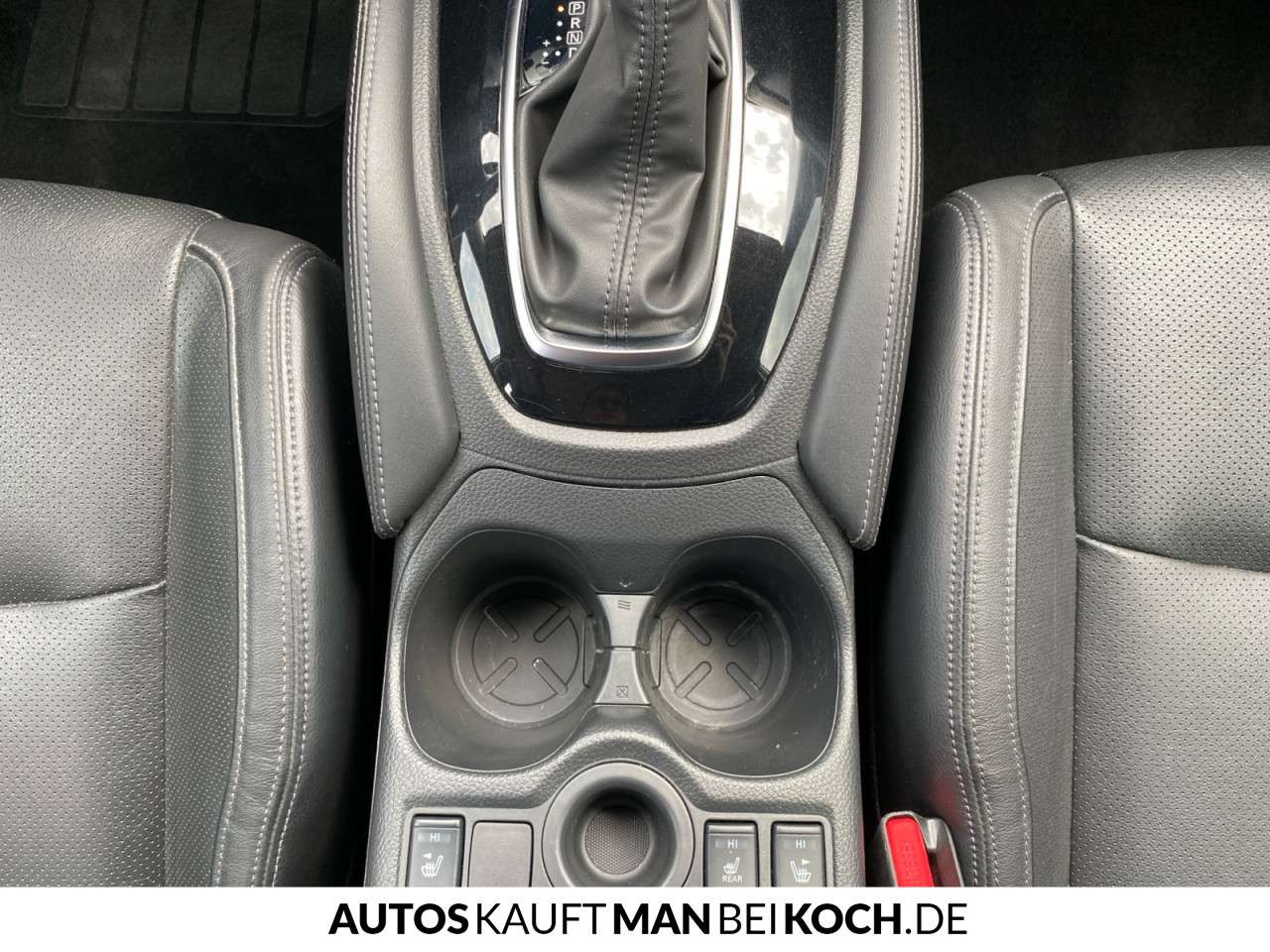 Fahrzeugbild eines Nissan X-TRAIL