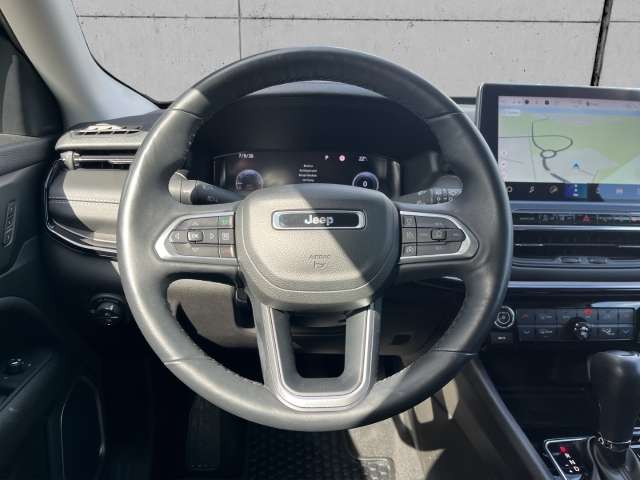 Fahrzeugbild eines Jeep Compass
