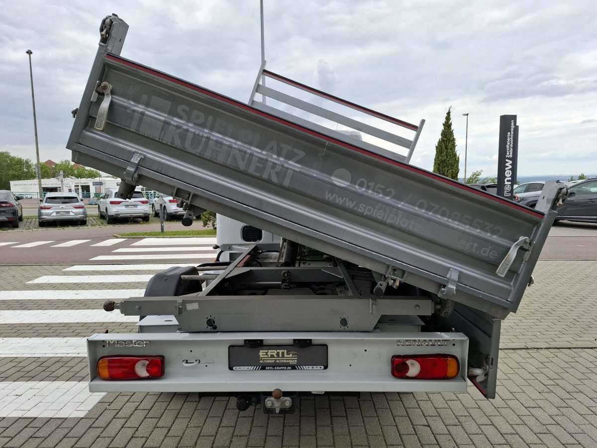 Fahrzeugbild eines Renault Master