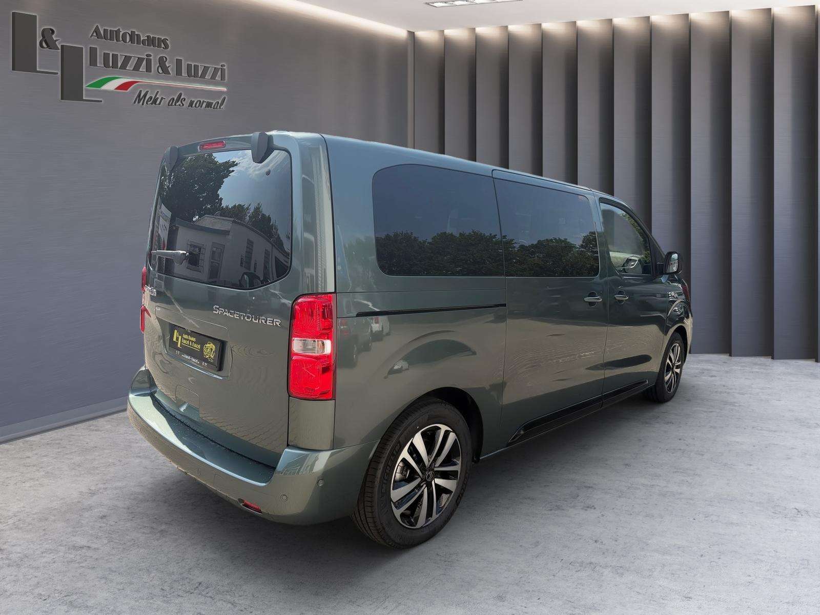 Fahrzeugbild eines Citroën SpaceTourer