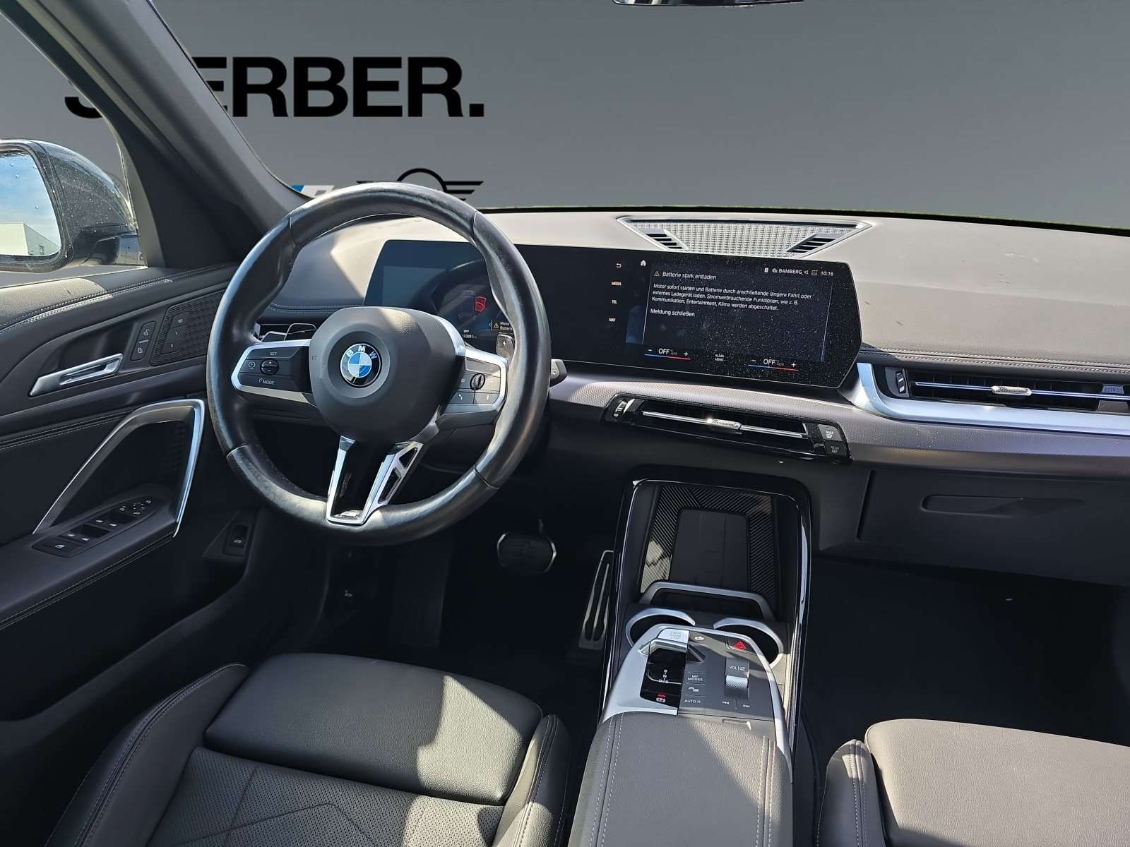 Fahrzeugbild eines BMW X1