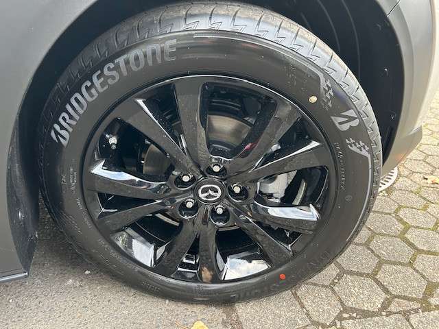 Fahrzeugbild eines Mazda CX-30