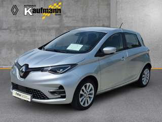 Schräge Frontansicht auf einen Renault ZOE , freigestellt