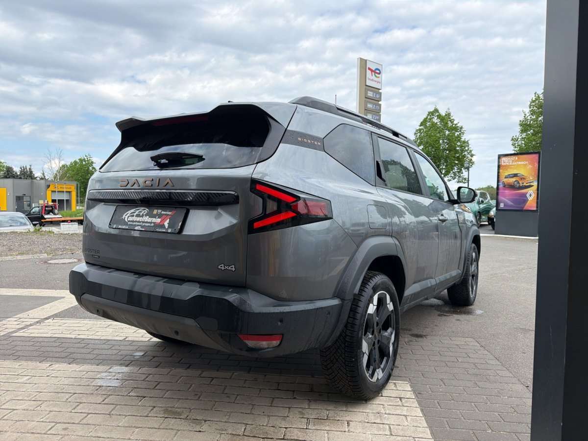 Fahrzeugbild eines Dacia Bigster