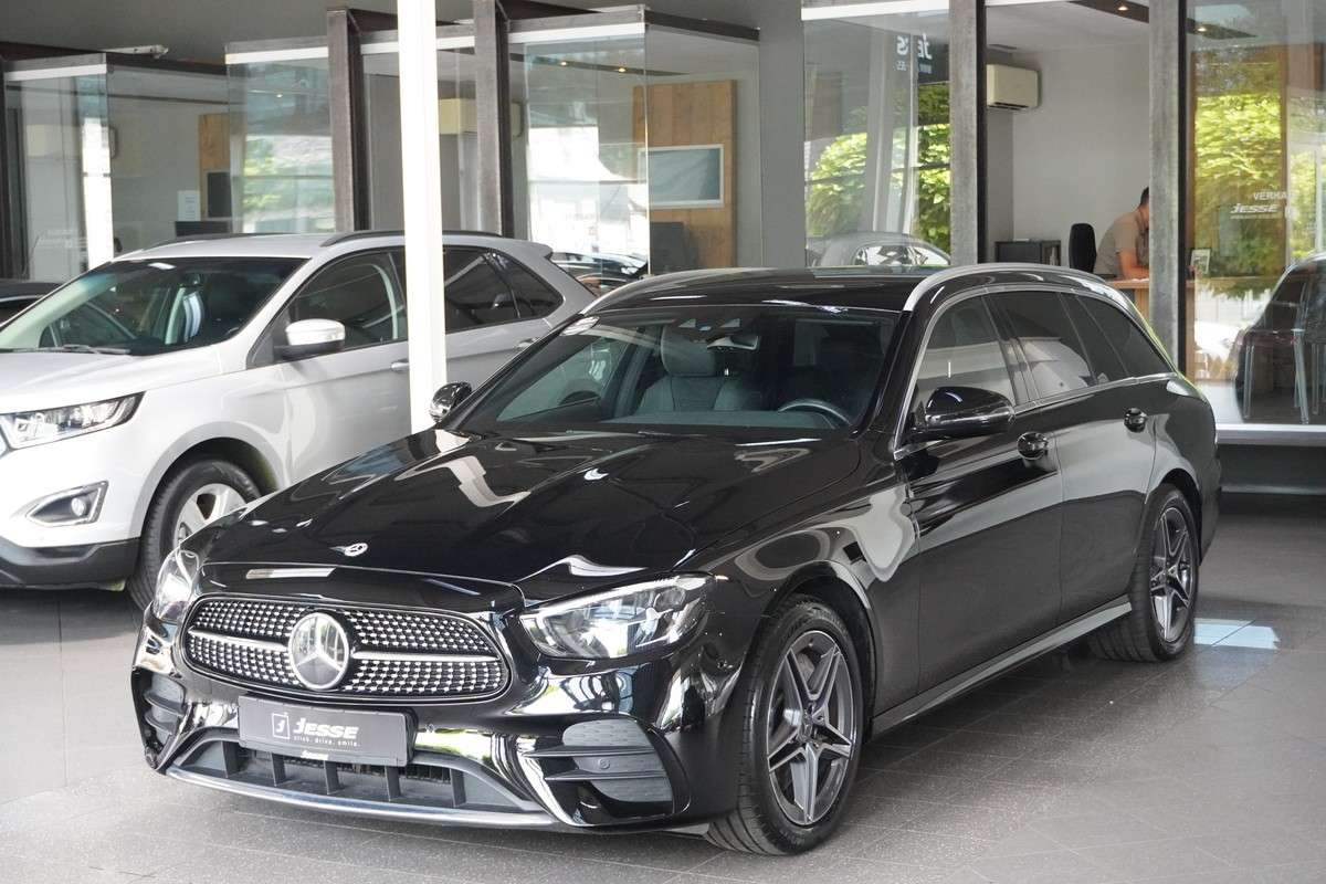 Fahrzeugbild eines Mercedes-Benz E-Klasse