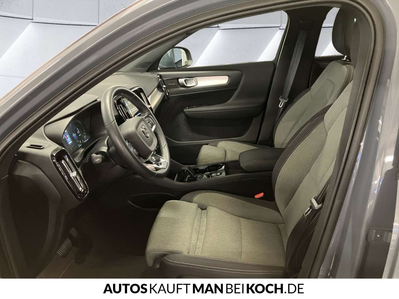Fahrzeugbild eines Volvo XC40