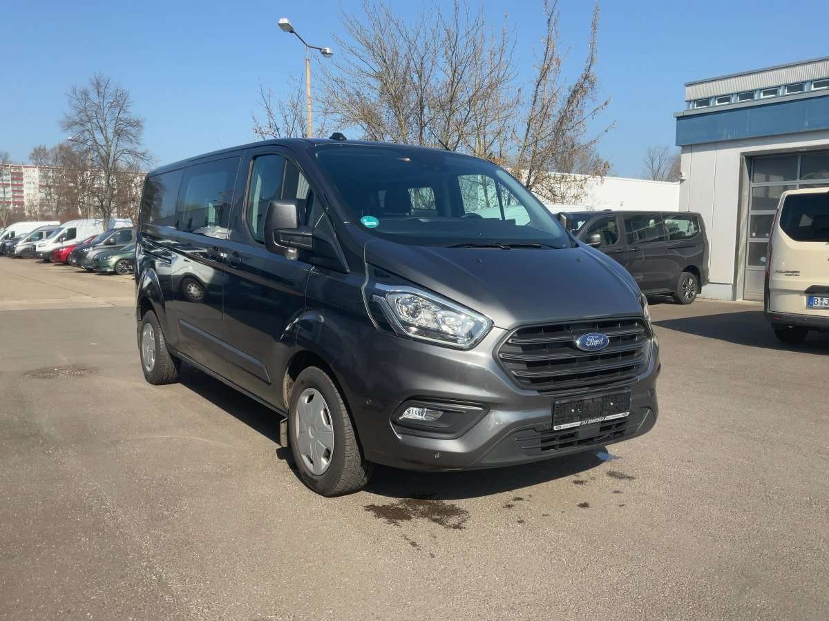 Fahrzeugbild eines Ford Transit Custom