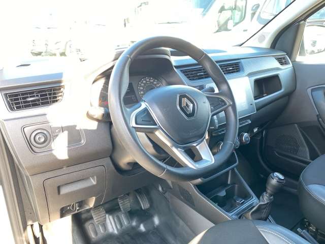 Fahrzeugbild eines Renault Express