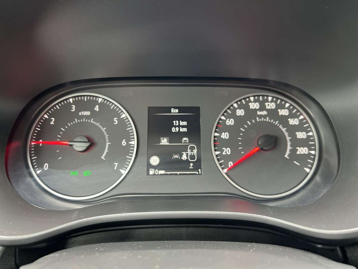 Fahrzeugbild eines Dacia Sandero