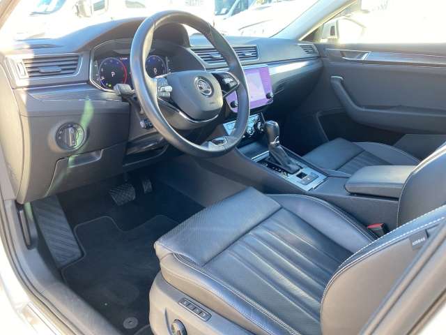 Fahrzeugbild eines Skoda Superb