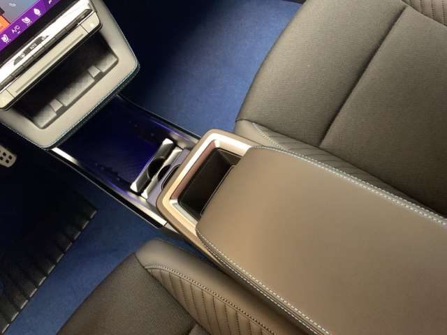 Fahrzeugbild eines Renault Scenic E-TECH