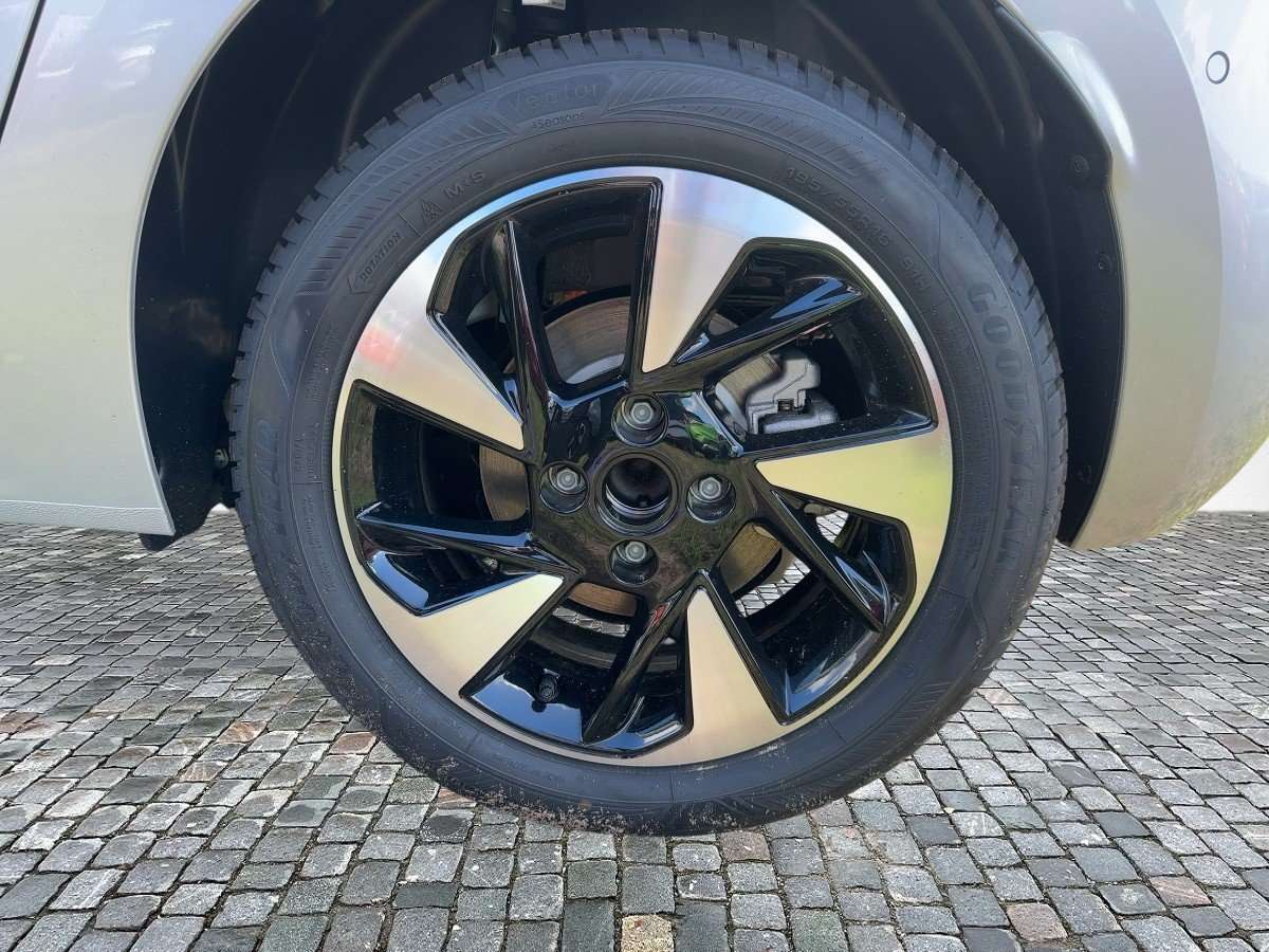Fahrzeugbild eines Opel Corsa