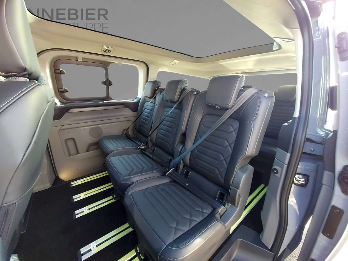 Fahrzeugbild eines Ford Tourneo Custom