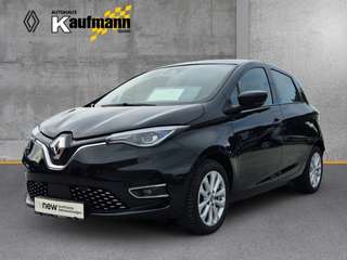 Schräge Frontansicht auf einen Renault ZOE , freigestellt