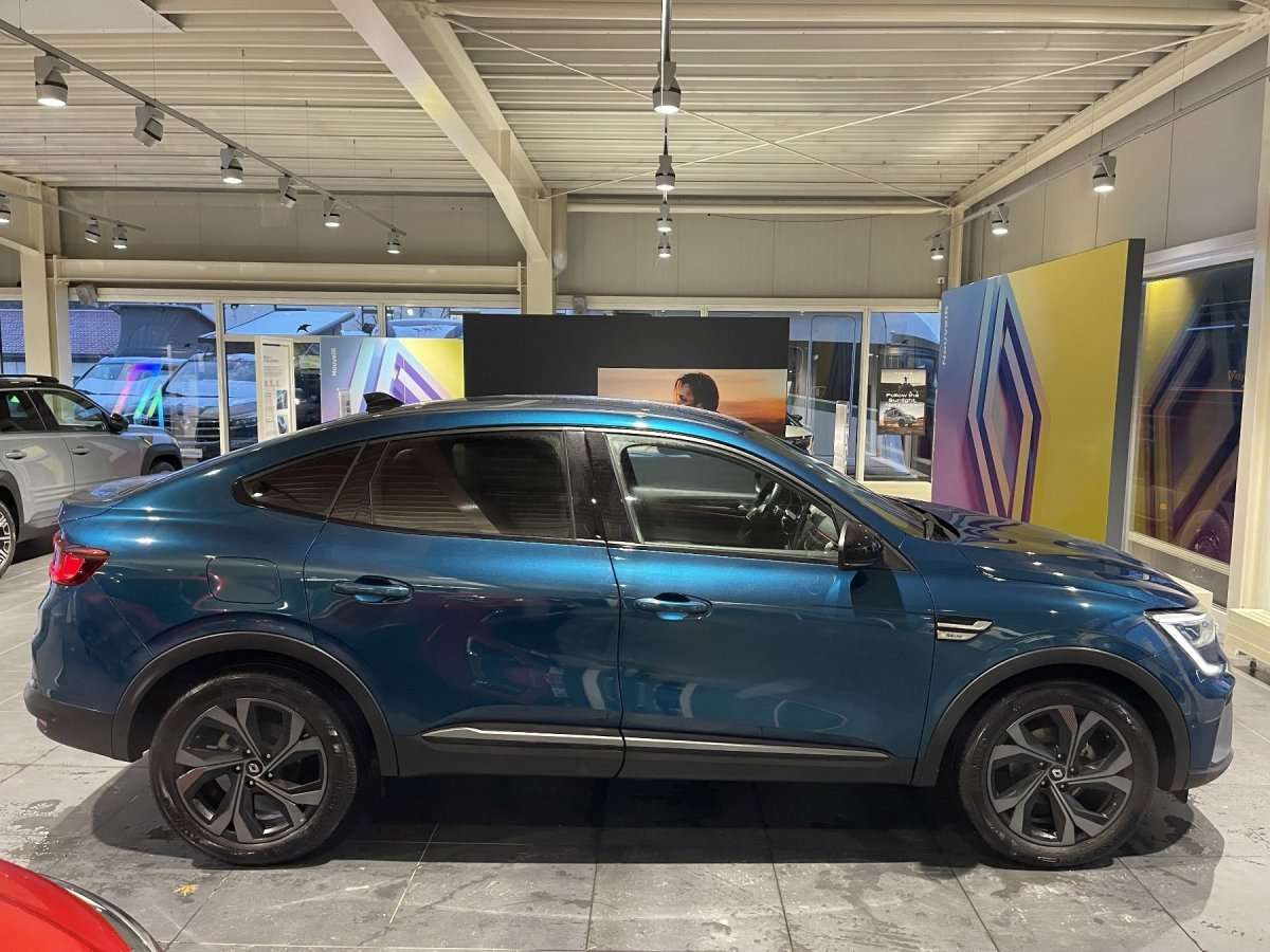 Fahrzeugbild eines Renault Arkana