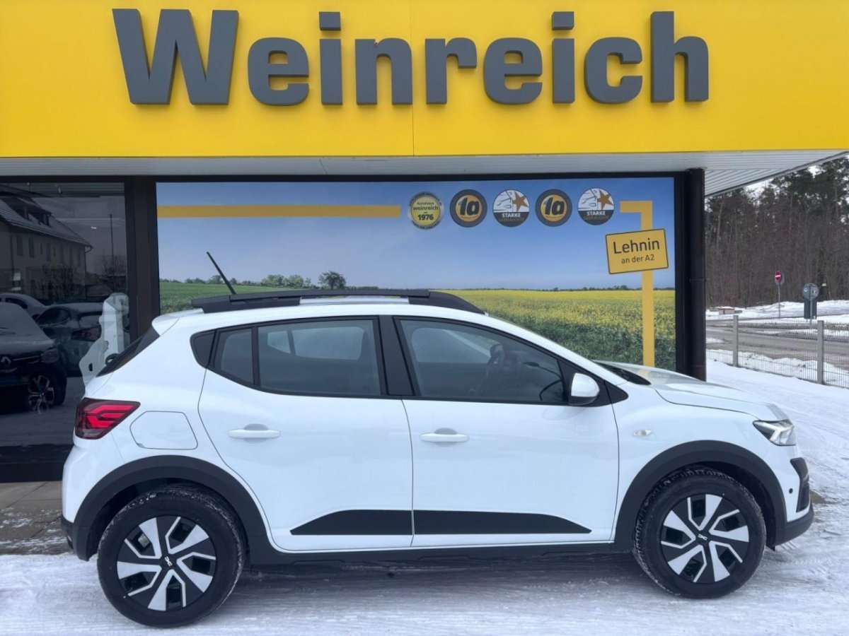 Fahrzeugbild eines Dacia Sandero