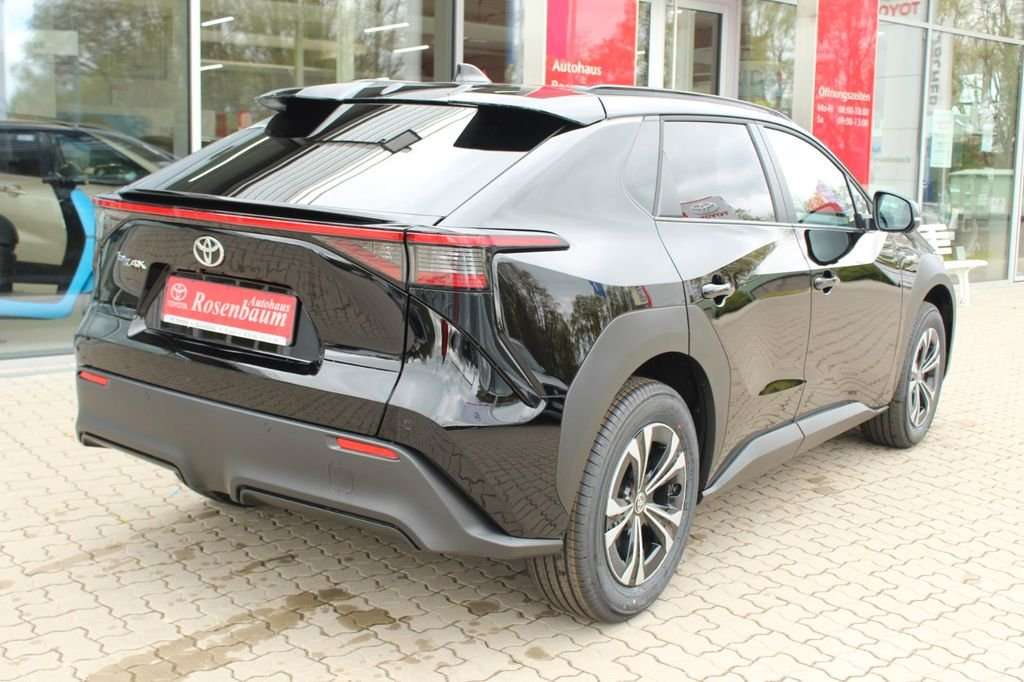 Fahrzeugbild eines Toyota bZ4X