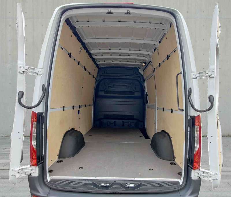 Fahrzeugbild eines Mercedes-Benz Sprinter