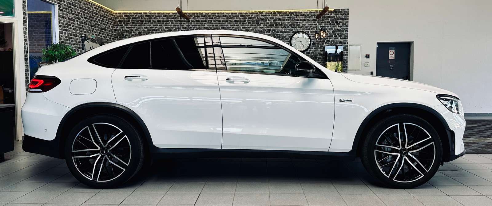 Fahrzeugbild eines Mercedes-Benz GLC
