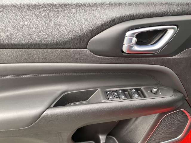 Fahrzeugbild eines Jeep Compass