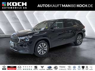 Schräge Frontansicht auf einen Skoda Kodiaq , freigestellt