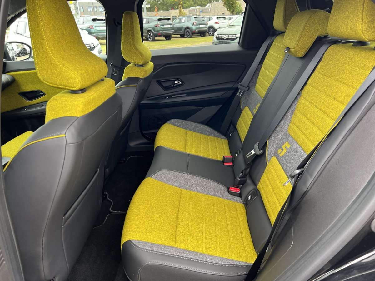 Fahrzeugbild eines Renault 5 E-TECH