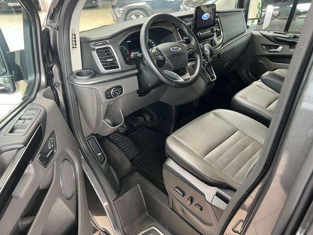 Fahrzeugbild eines Ford Tourneo Custom