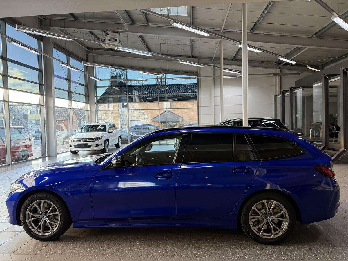 Fahrzeugbild eines BMW 3er-Reihe