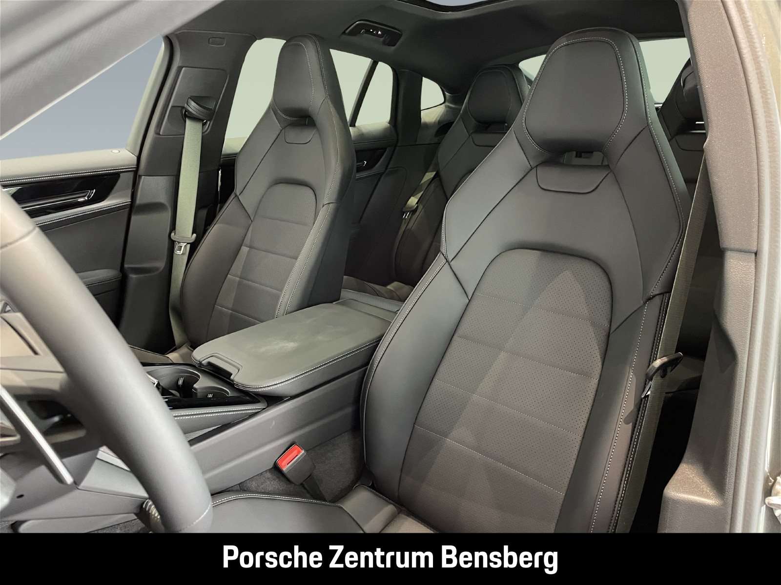 Fahrzeugbild eines Porsche Panamera