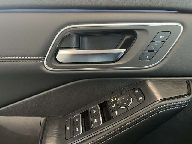 Fahrzeugbild eines Nissan X-TRAIL
