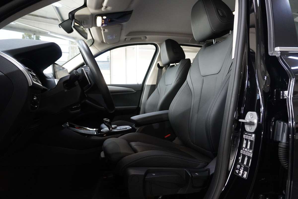 Fahrzeugbild eines BMW X3