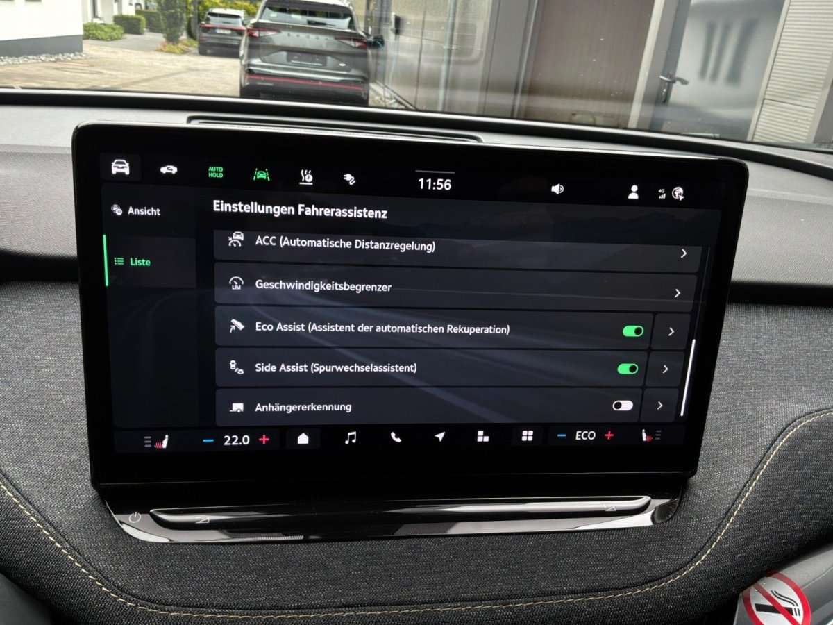 Fahrzeugbild eines Skoda ELROQ