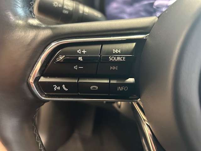 Fahrzeugbild eines Mazda CX-60